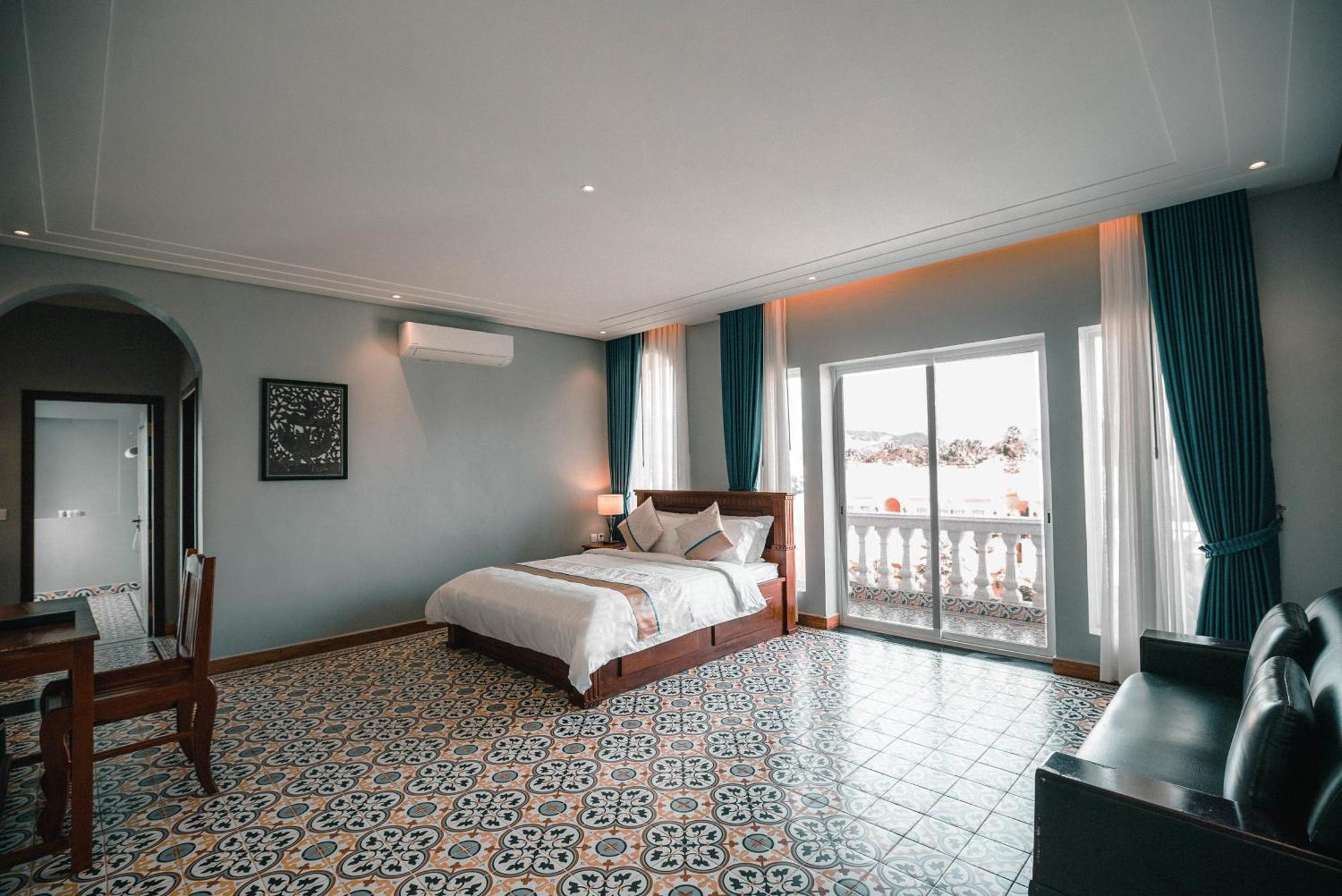 Sokchea Kampot Hotel Esterno foto