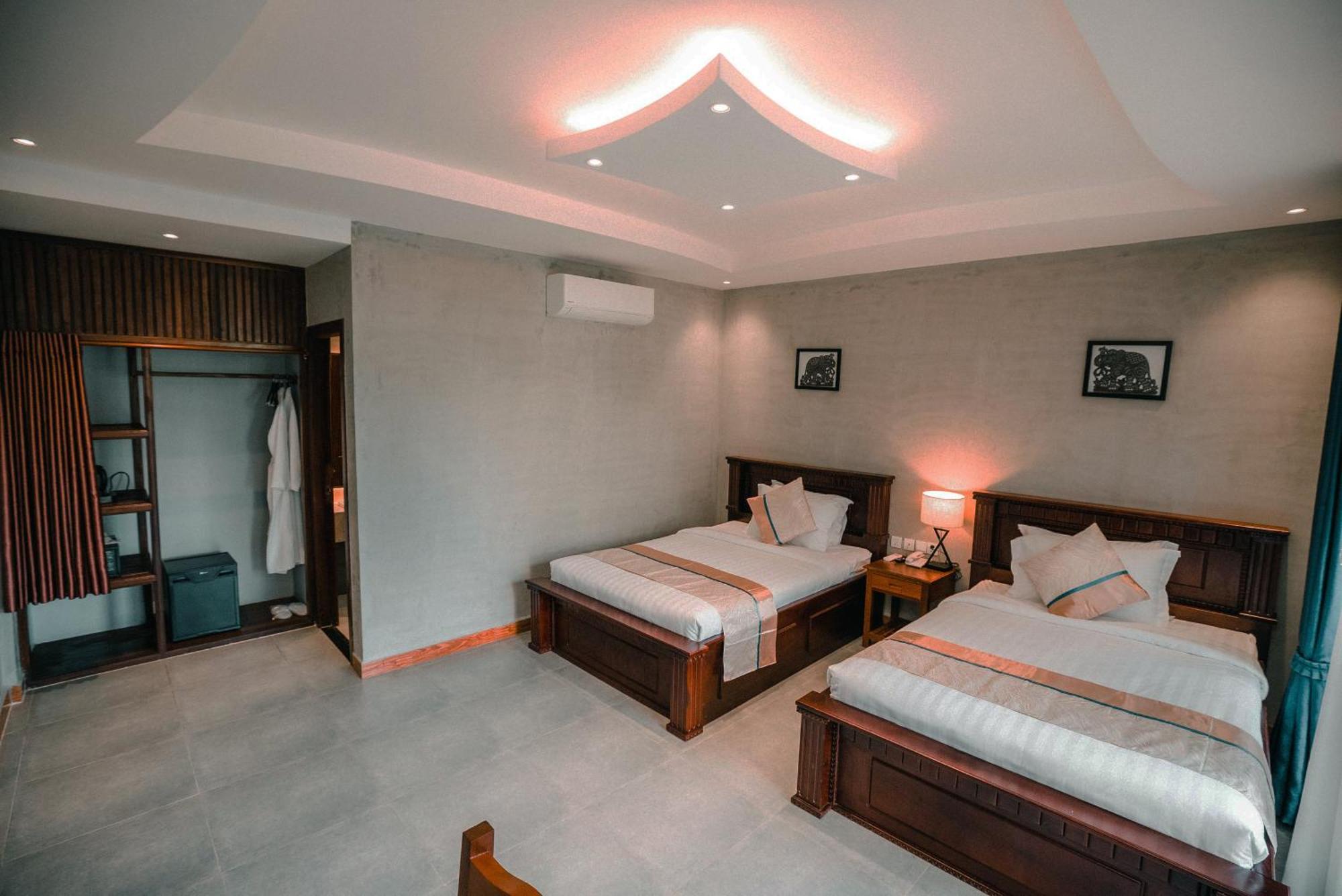 Sokchea Kampot Hotel Esterno foto