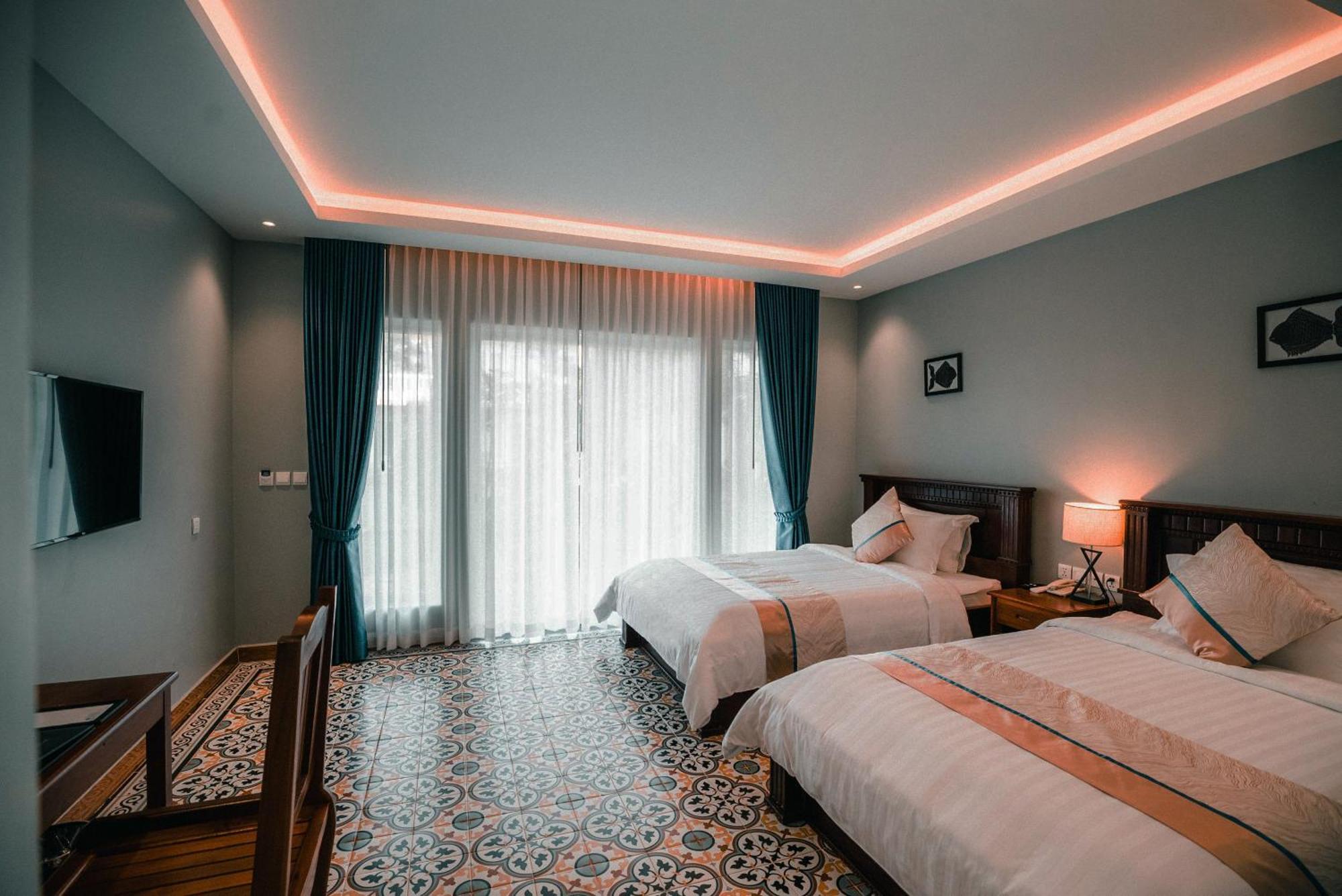 Sokchea Kampot Hotel Esterno foto