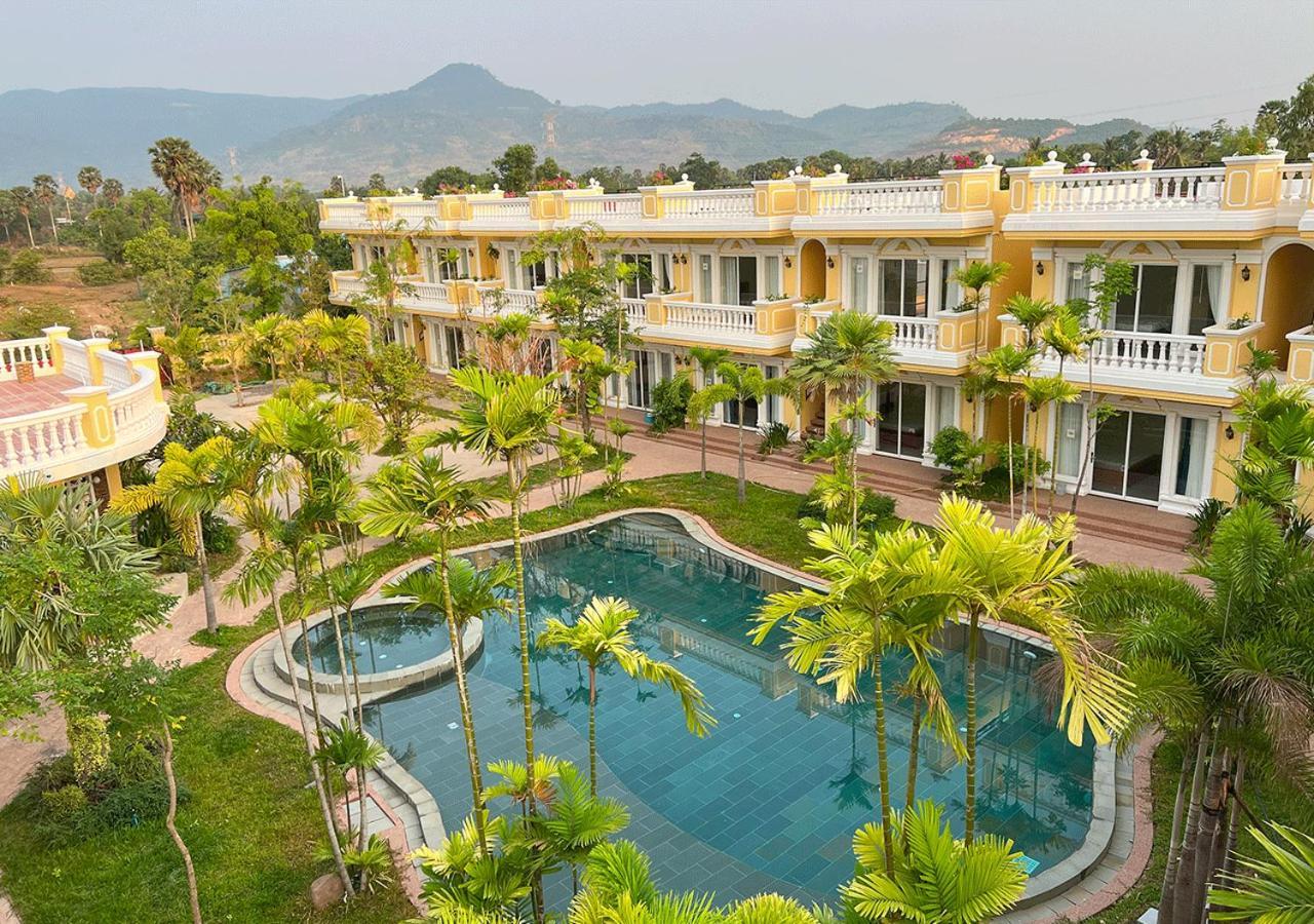 Sokchea Kampot Hotel Esterno foto