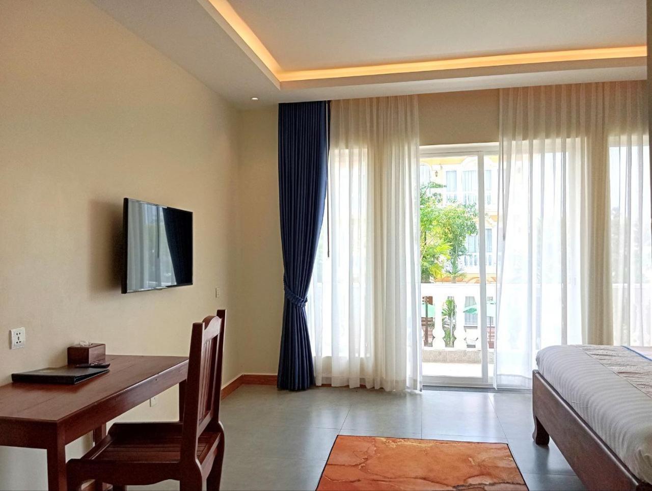 Sokchea Kampot Hotel Esterno foto