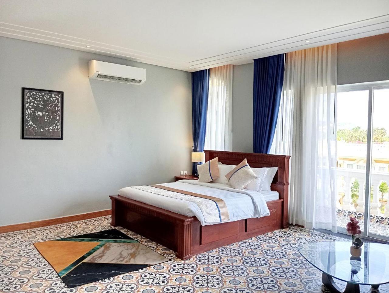 Sokchea Kampot Hotel Esterno foto