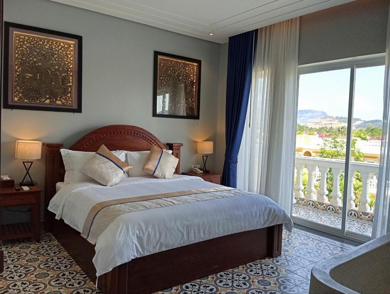 Sokchea Kampot Hotel Esterno foto