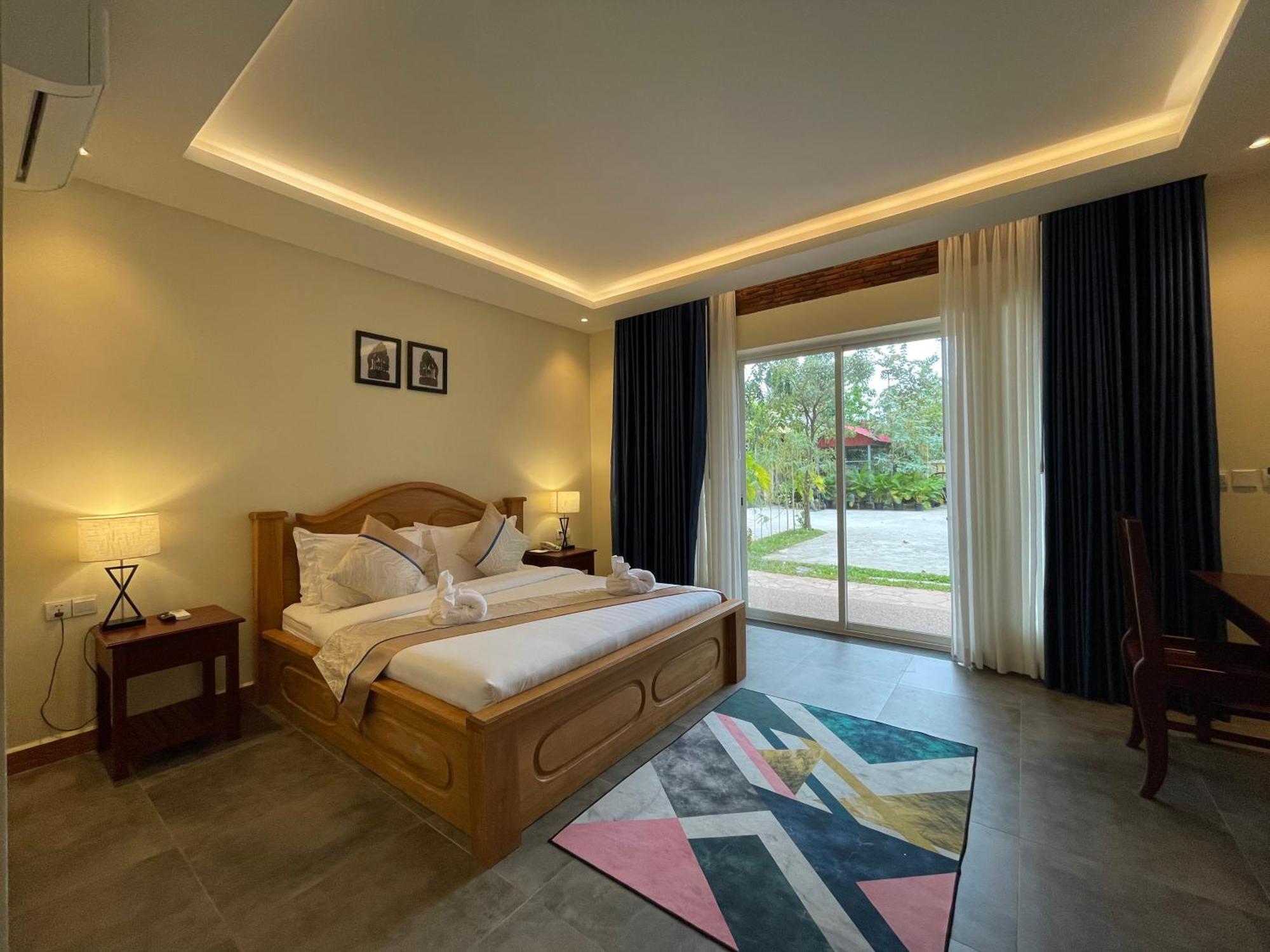Sokchea Kampot Hotel Esterno foto
